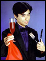 峯村健二